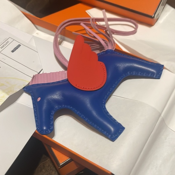 Hermes Accessoire De Sac Rodeo MM Pegase Pegasus Agneau Milo/Veau Swift BLUE New - Picture 2 of 8